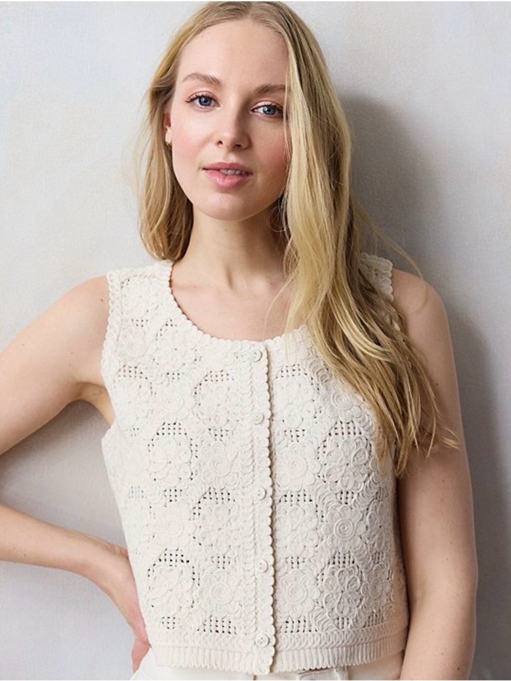 LC Lauren Conrad Cream Crochet Button-Front Sleeveless Top
